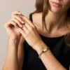 Brățară Ellis din oțel inoxidabil auriu cu plăcuță de identificare Brățară Ellis din oțel inoxidabil auriu cu plăcuță de identificare