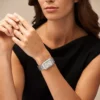 Ceas Raquel din oțel inoxidabil cu trei ace și dată Ceas Raquel din oțel inoxidabil cu trei ace și dată
