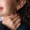 Cercei Ellis Shaky Glitz din oțel inoxidabil auriu