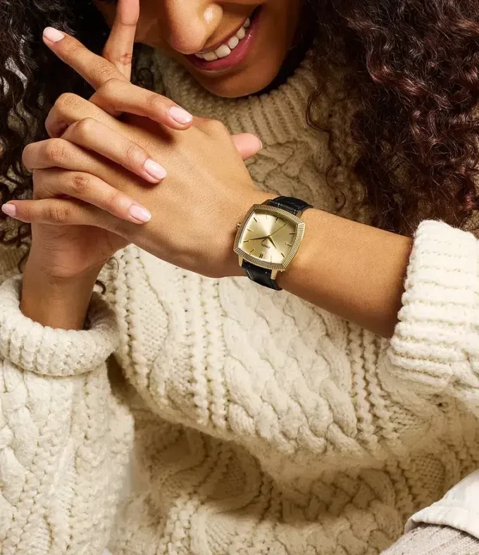 Nick Jonas x Fossil Machine Luxe Ceas cu trei ace din piele de crocodil neagră Nick Jonas x Fossil Machine Luxe Ceas cu trei ace din piele de crocodil neagră